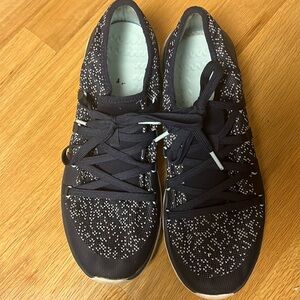 Dr Scholls woman’s water shoes size 11